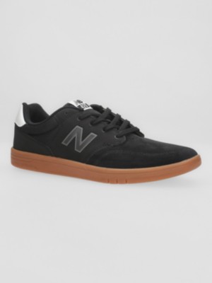 New balance discount numeric 225